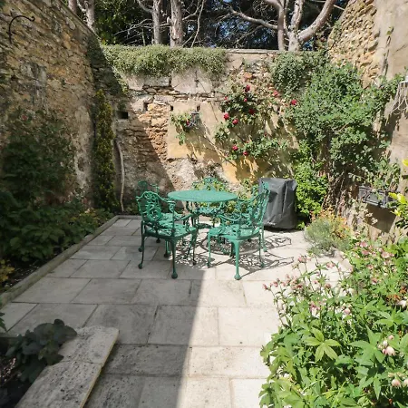 Howe End * Kirkbymoorside